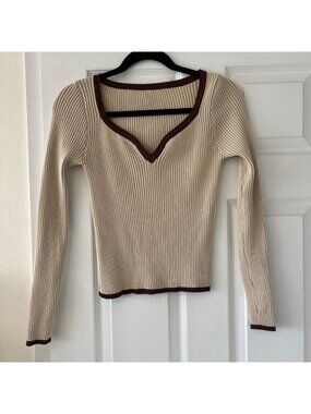 Sweetheart Neck Cream Brown Trim Soft Ribbed Knit Top Size Small